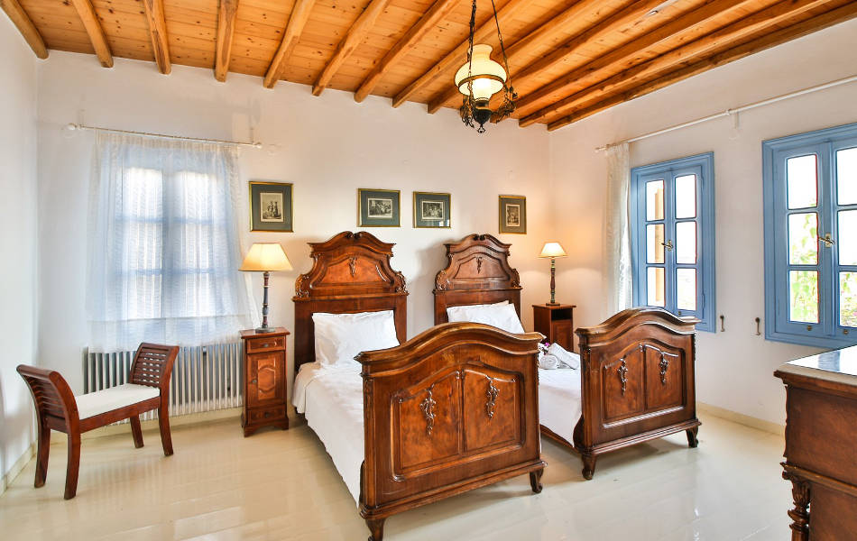 greece-mykonos-villa-eos-bedroom-3.jpg